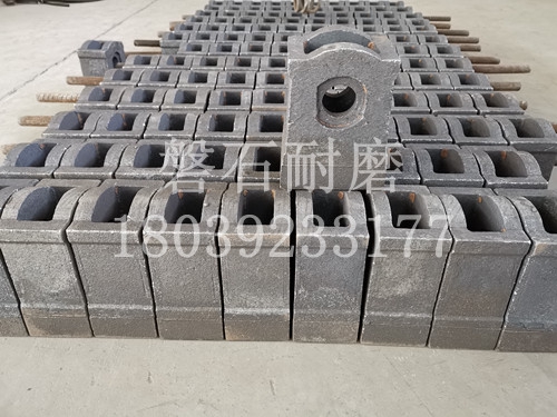 怎樣去應(yīng)對(duì)耐磨錘頭鑄造的缺陷？
